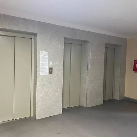 Apartrooms Near Rondo Onz Appartement