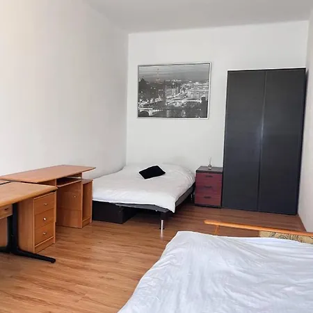 Apartrooms Near Rondo Onz Appartement *